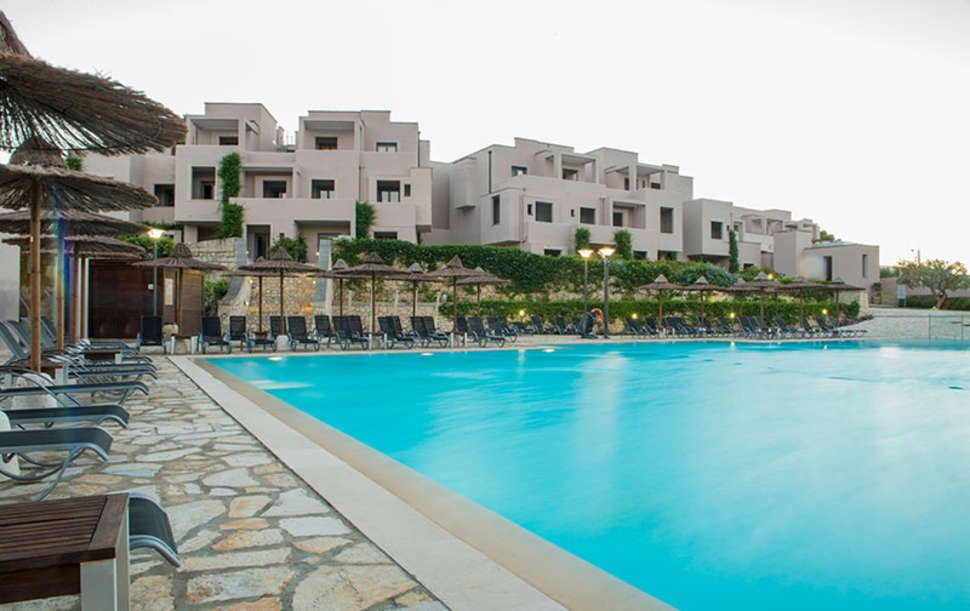 Een foto van het zwembad bij Basiliani Resort