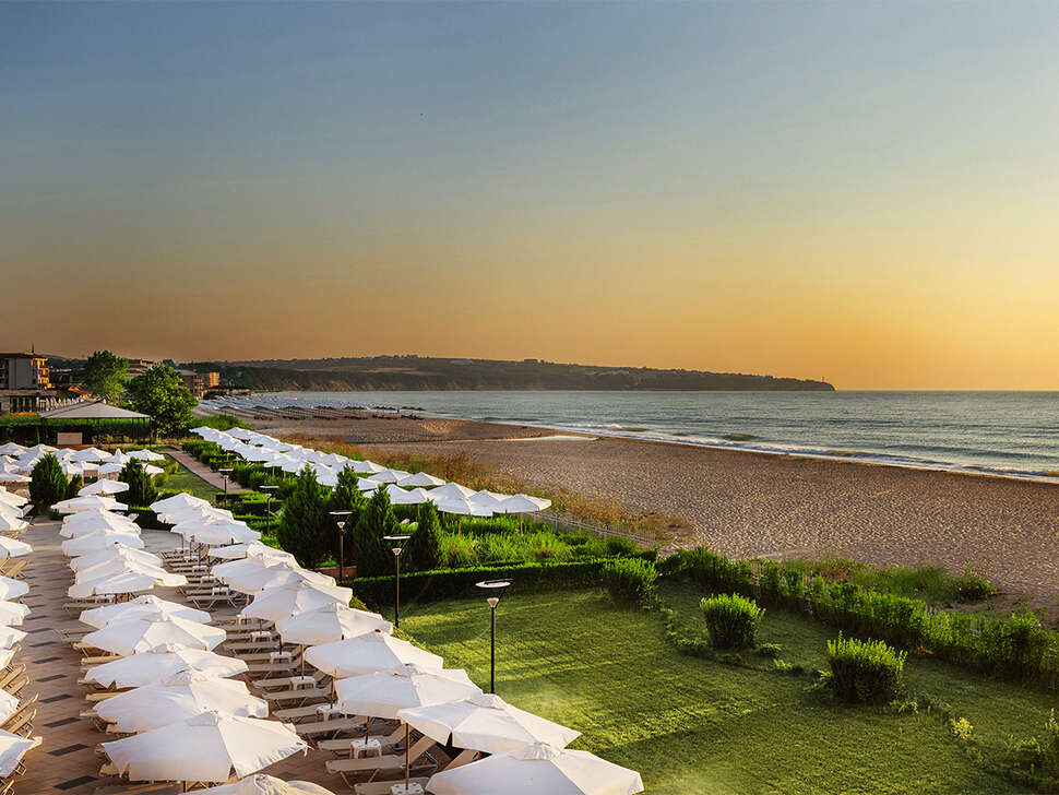 Een foto van Alua Helios Bay
