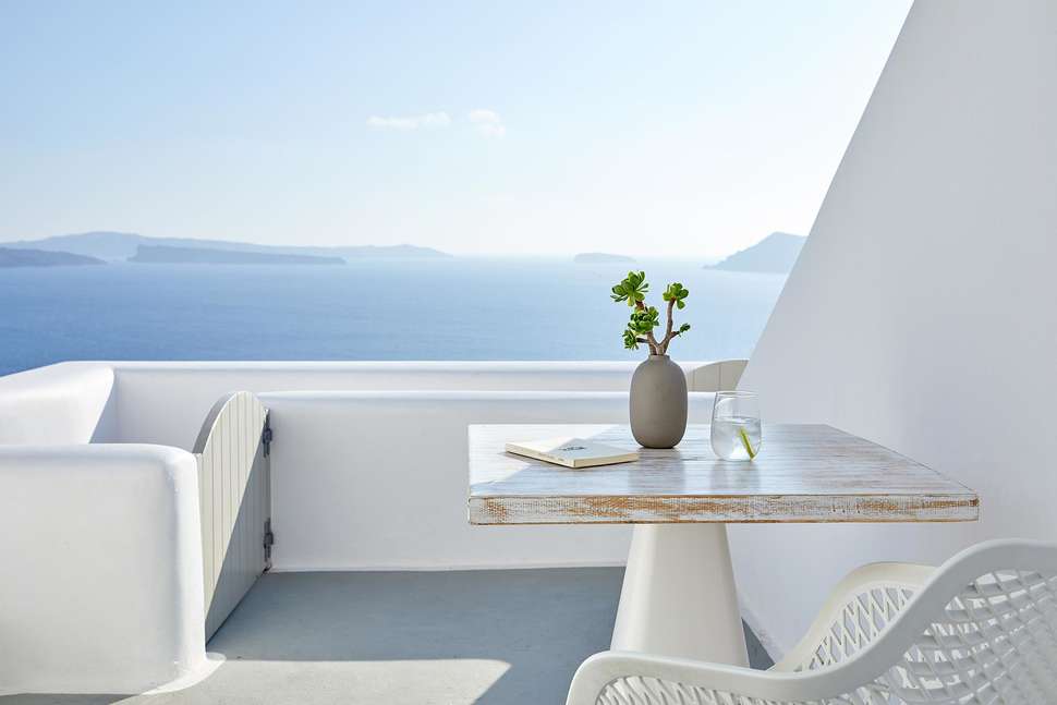 Een foto van La Perla Villas & Suites