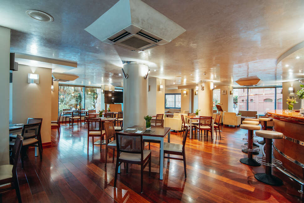 Ein Foto Hotel MS Maestranza