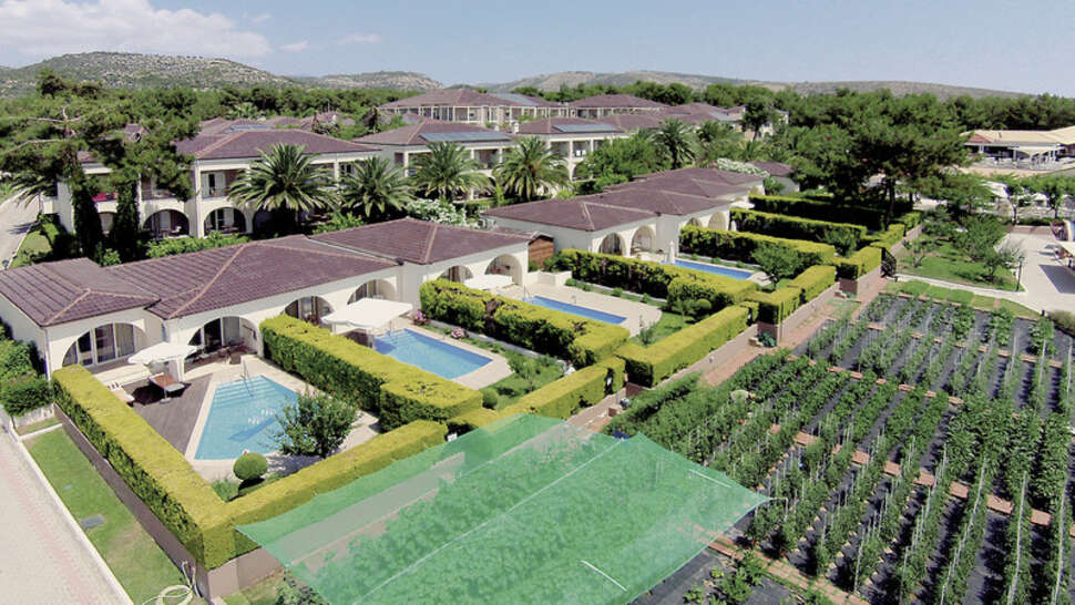 Een foto van de buitenkant van Alexandra Beach Thassos Spa Resort