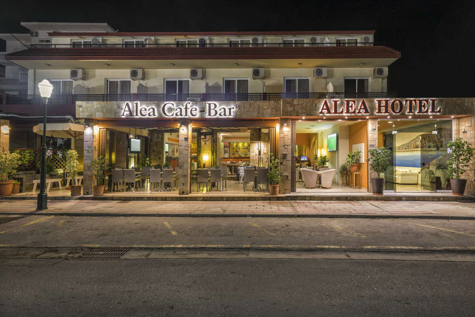 Ein Foto von der Außenansicht des Alea Hotel & Apartments