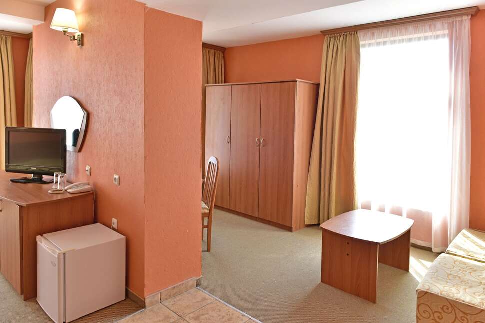 Een foto van Estreya Palace & Residence
