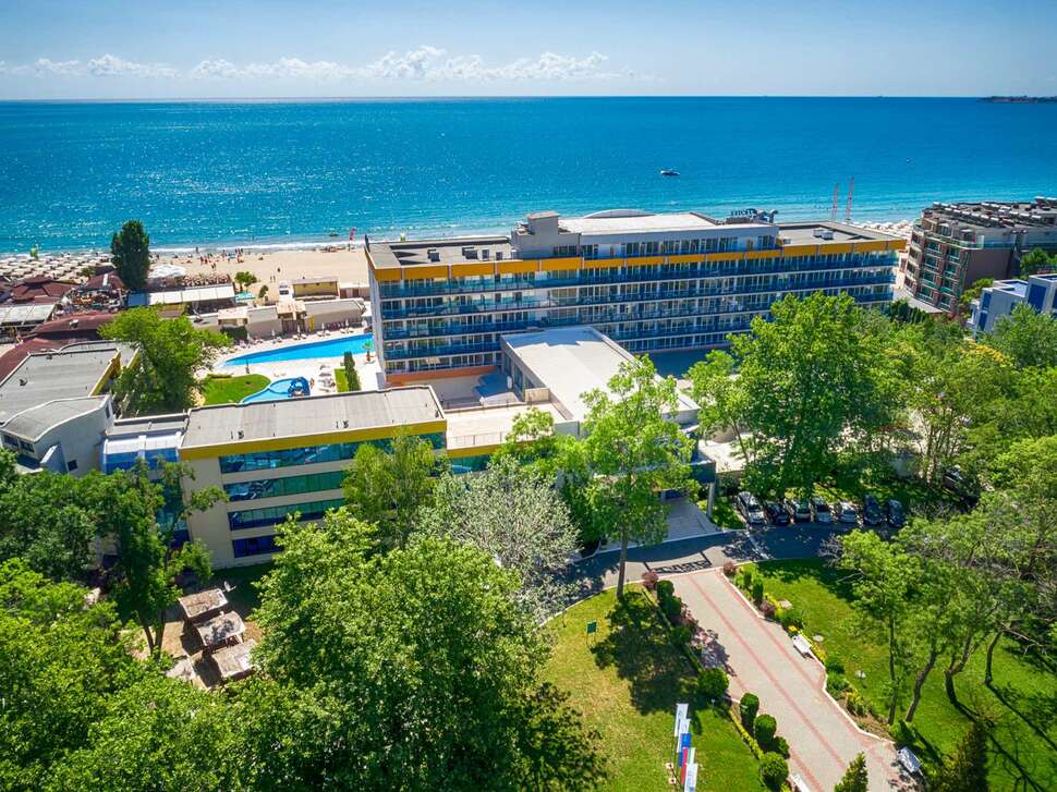 Een foto van Hotel Glarus Beach