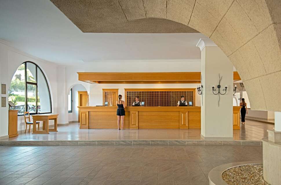 Een foto van Mitsis Norida Beach Hotel