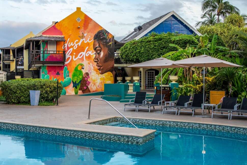 Een foto van LionsDive Beach Resort