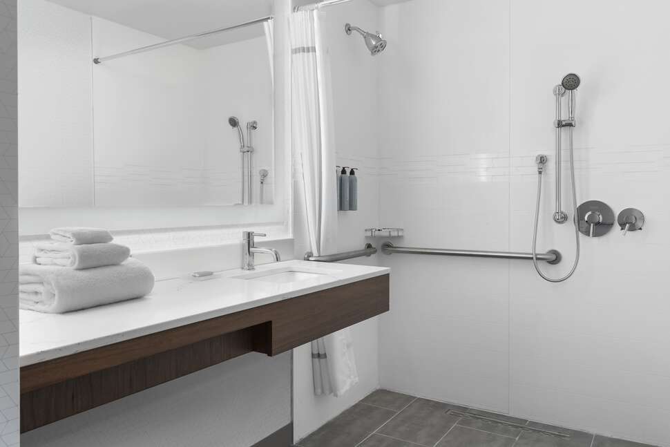 Ein Foto SpringHill Suites New York Queens