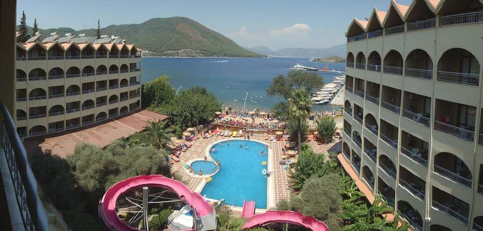 Een foto van het zwembad bij Gölmar Beach Hotel