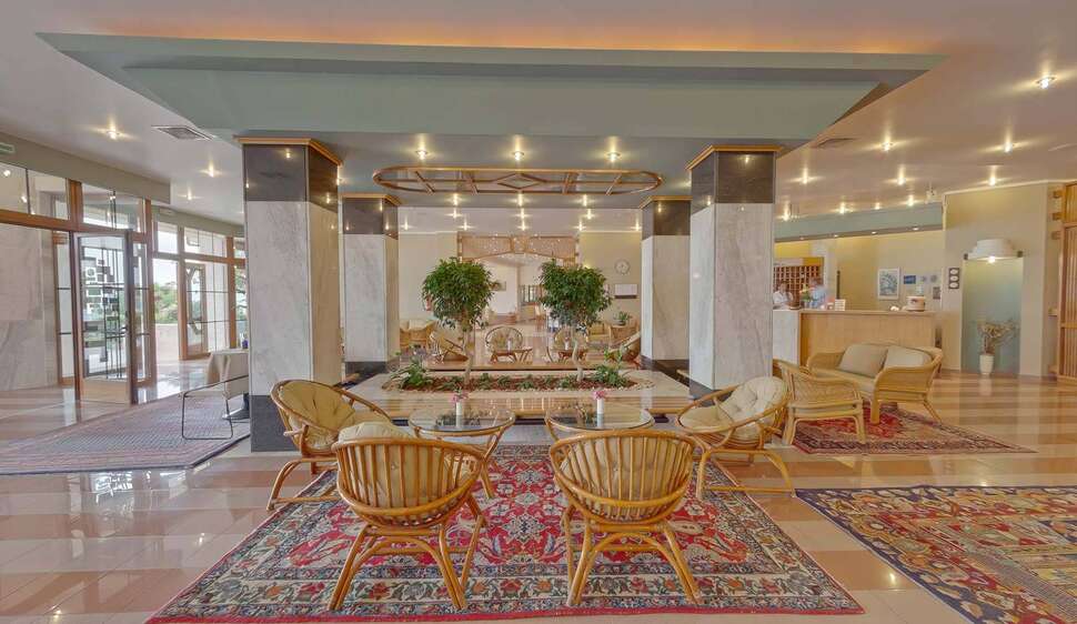 Een foto van het interieur van Possidi Holidays