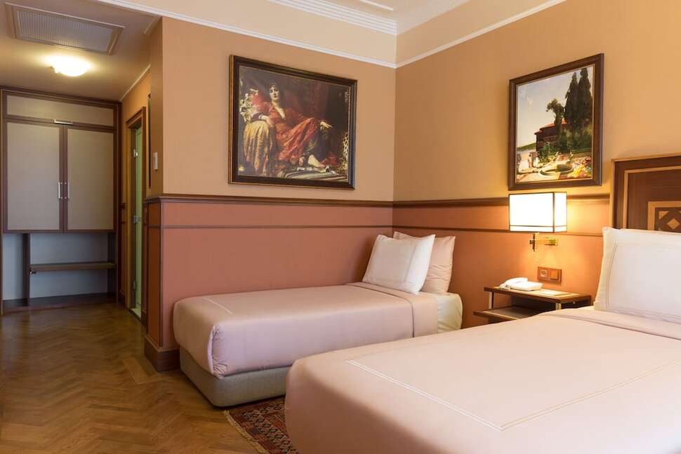 Ein Foto Lalahan Hotel