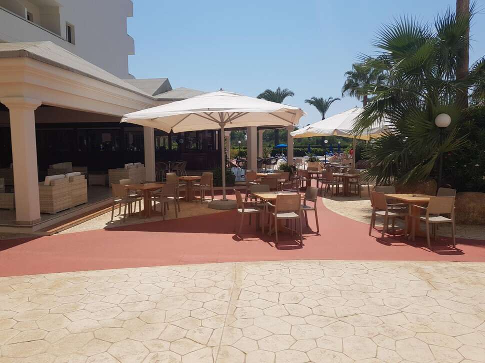 Een foto van Nissiana Hotel