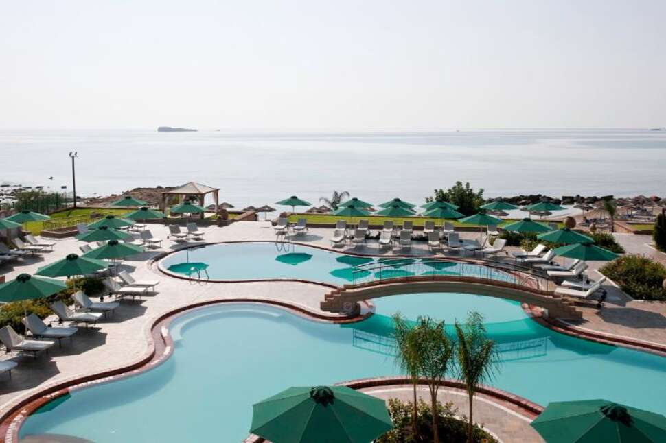 Ein Foto vom Pool im Lindian Dream Seaside Resort