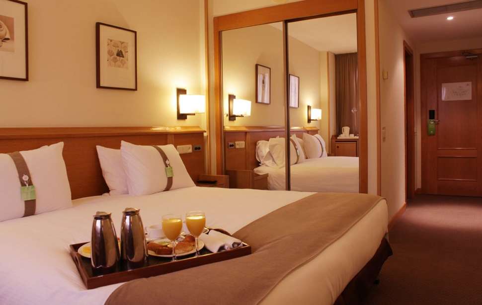 Een foto van Holiday Inn Madrid Piramides
