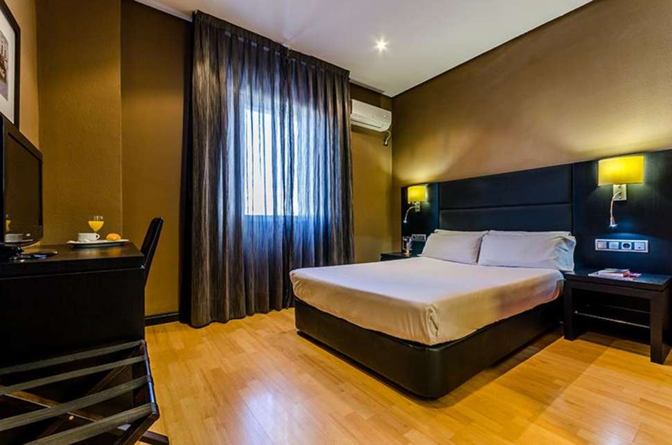 Een foto van een overzicht van Senator Hotel Virgen De Los Reyes