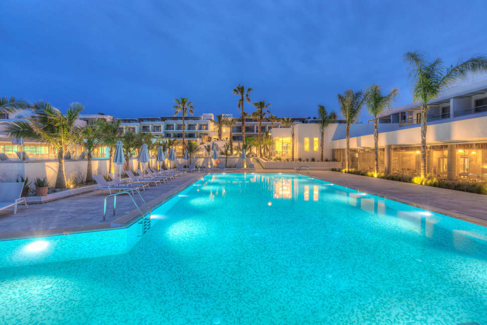 Een foto van het zwembad bij Blue Lagoon Ocean