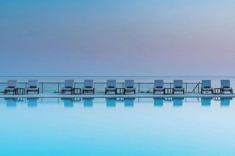 Een foto van het zwembad bij Domes of Corfu