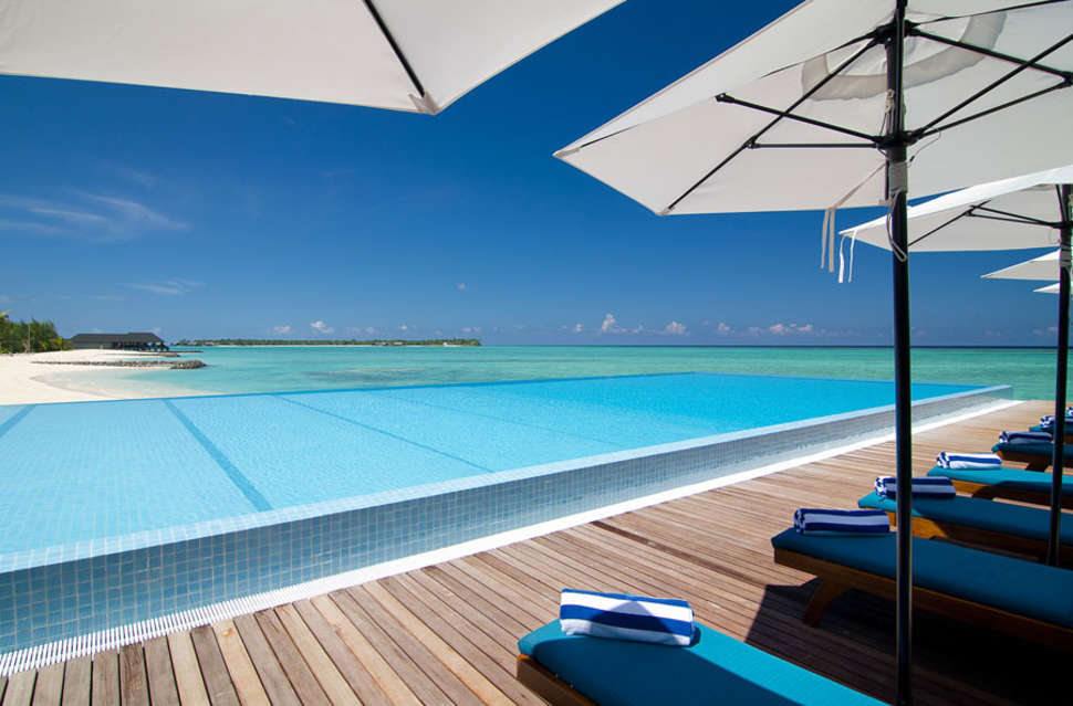 Ein Foto vom Pool im Summer Island Maldives
