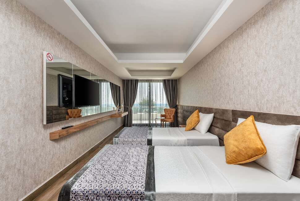 Ein Foto Elite Luxury Suite & Spa