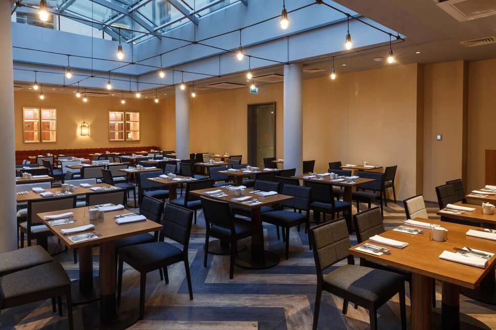 Een foto van Grand Poet Hotel