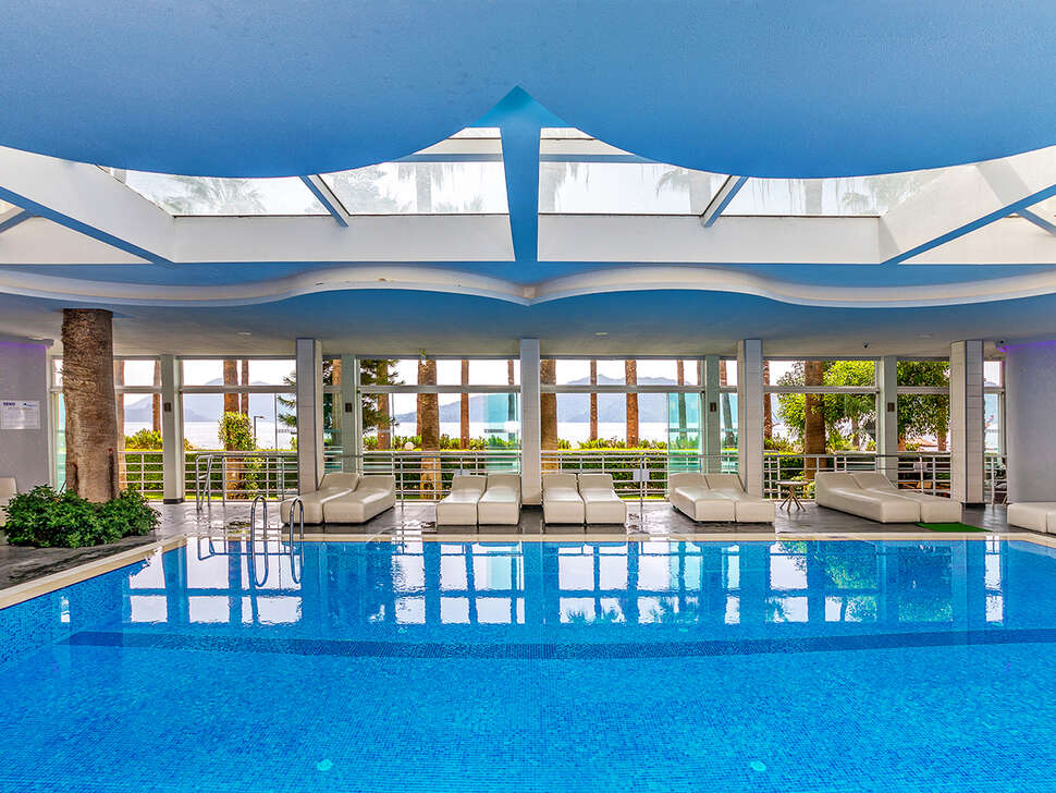 Ein Foto vom Pool im Prime Beach Hotel