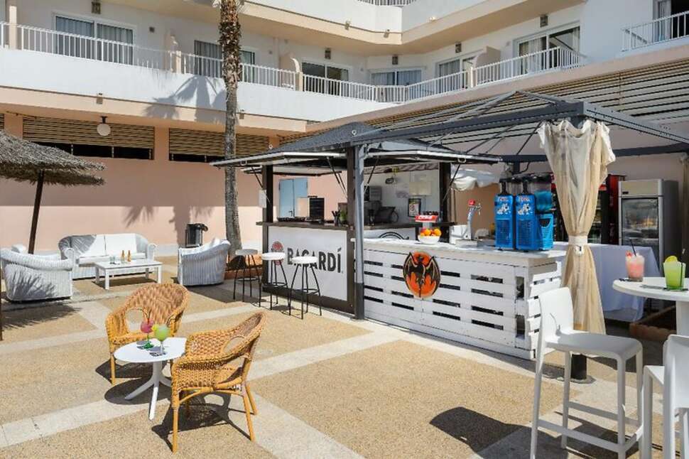 Ein Foto von den Einrichtungen im Apartments Lux Mar