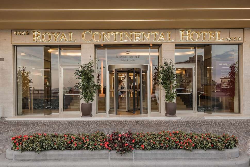 Een foto van Royal Continental Hotel