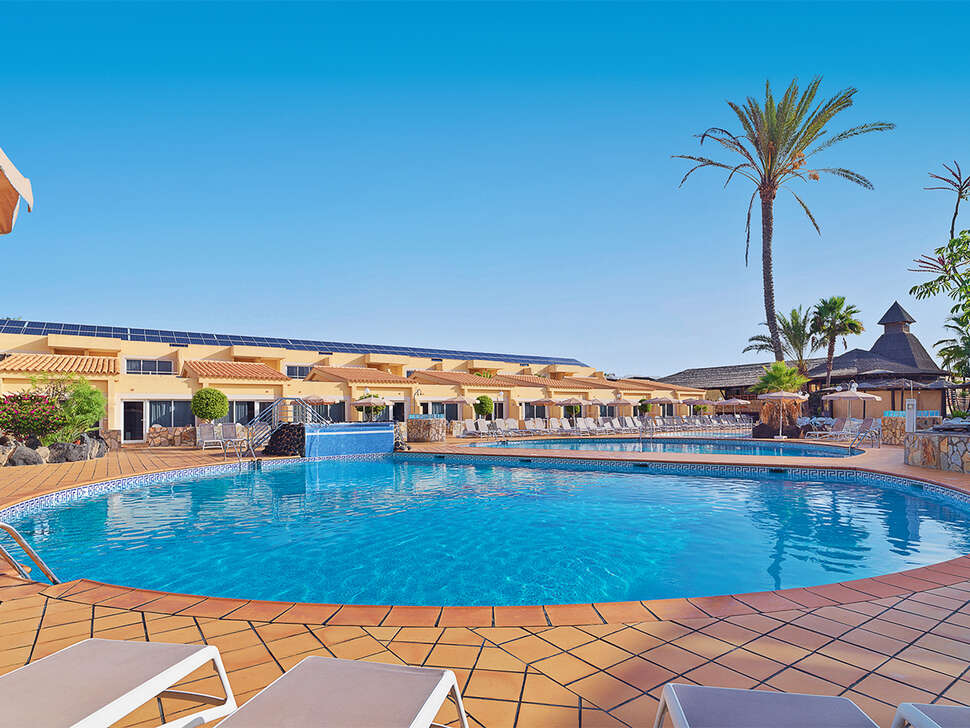 Een foto van het zwembad bij Hotel Arena Suite Fuerteventura