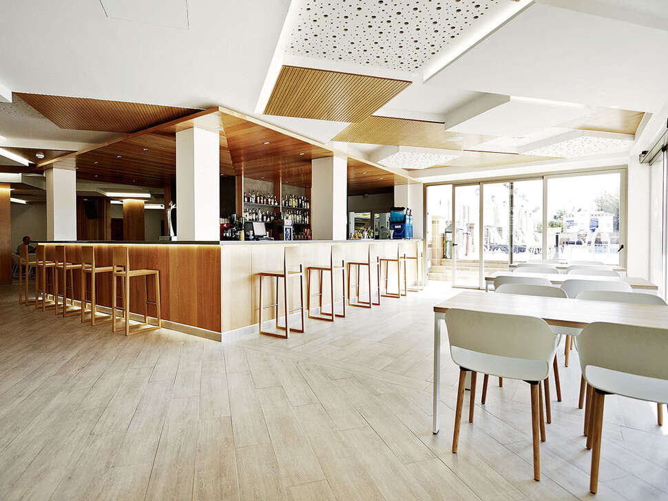 Een foto van de faciliteiten bij Invisa Hotel Es Pla