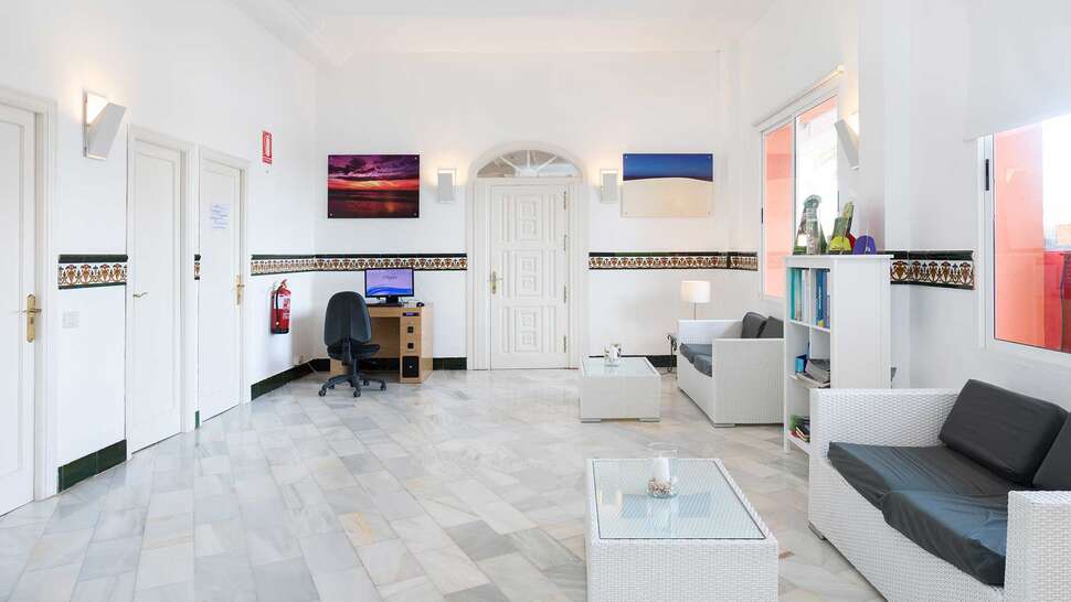 Een foto van het interieur van Globales Costa Tropical