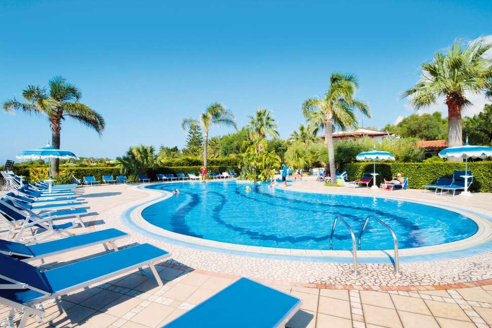 Ein Foto vom Pool im Tonicello Resort