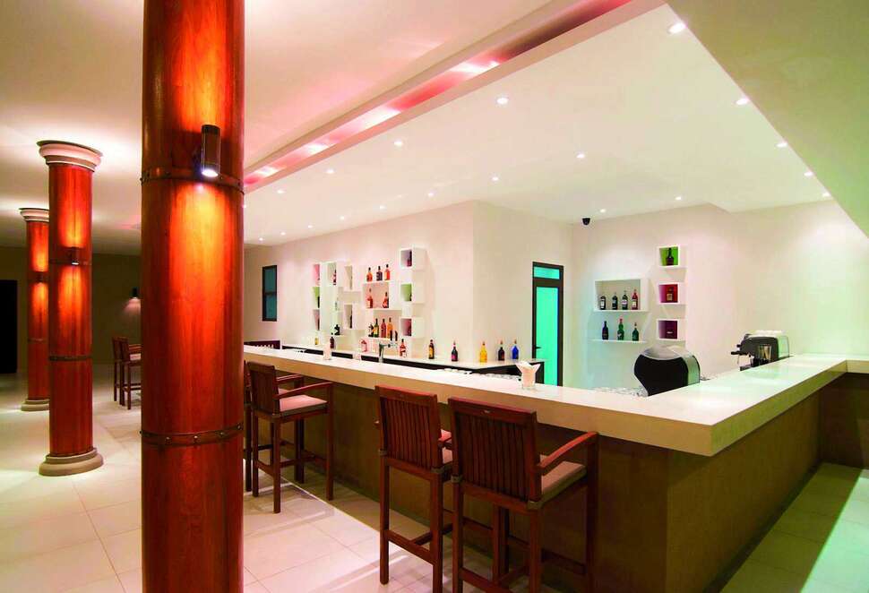Een foto van de faciliteiten bij Crystals Beach Resort Belle Mare