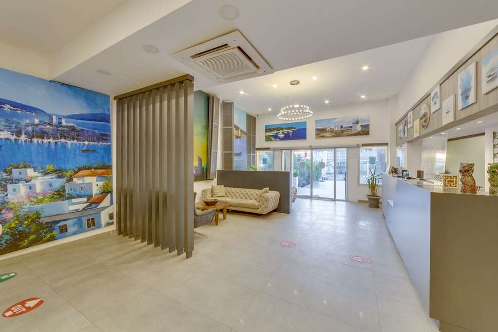 Een foto van het interieur van Smart Holiday Hotel
