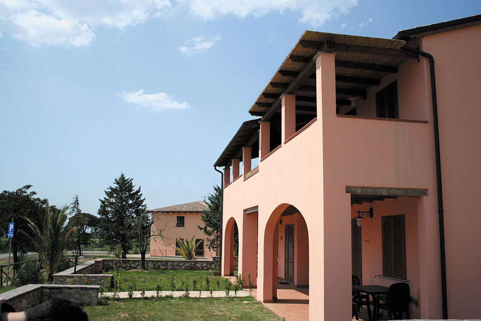 Een foto van de buitenkant van Appartementen Le Corti di Montepitti