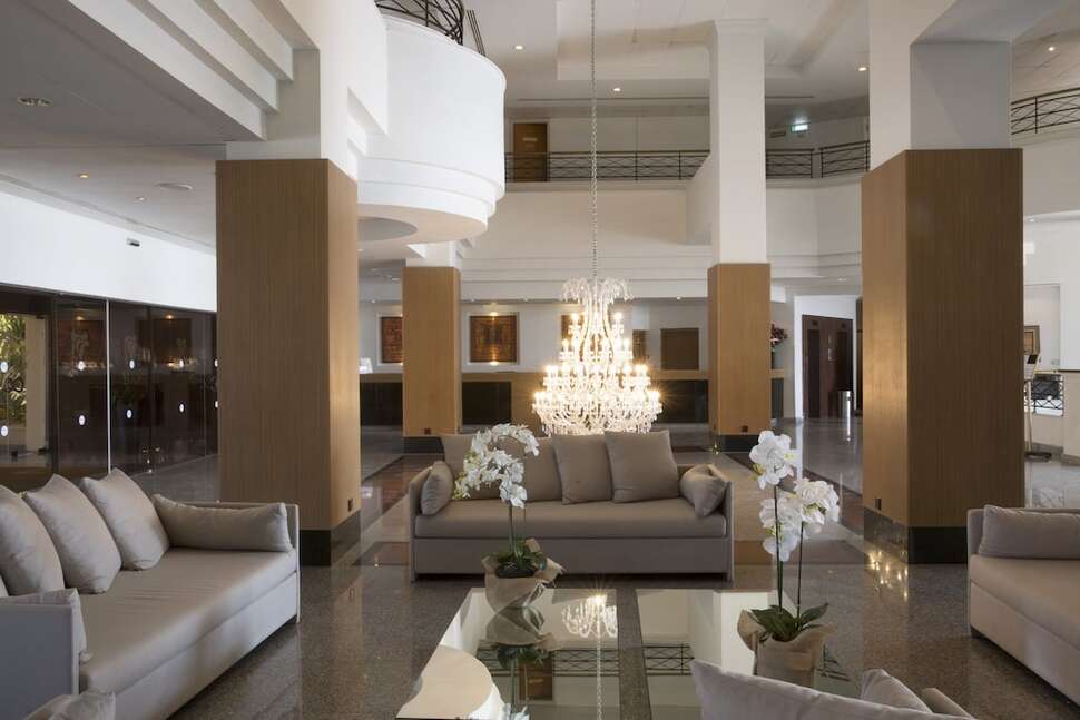 Een foto van het interieur van Venus Beach Hotel