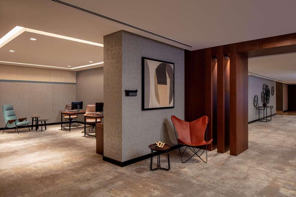 Ein Foto von den Einrichtungen im DoubleTree by Hilton Dubai M Square Hotel & Residences
