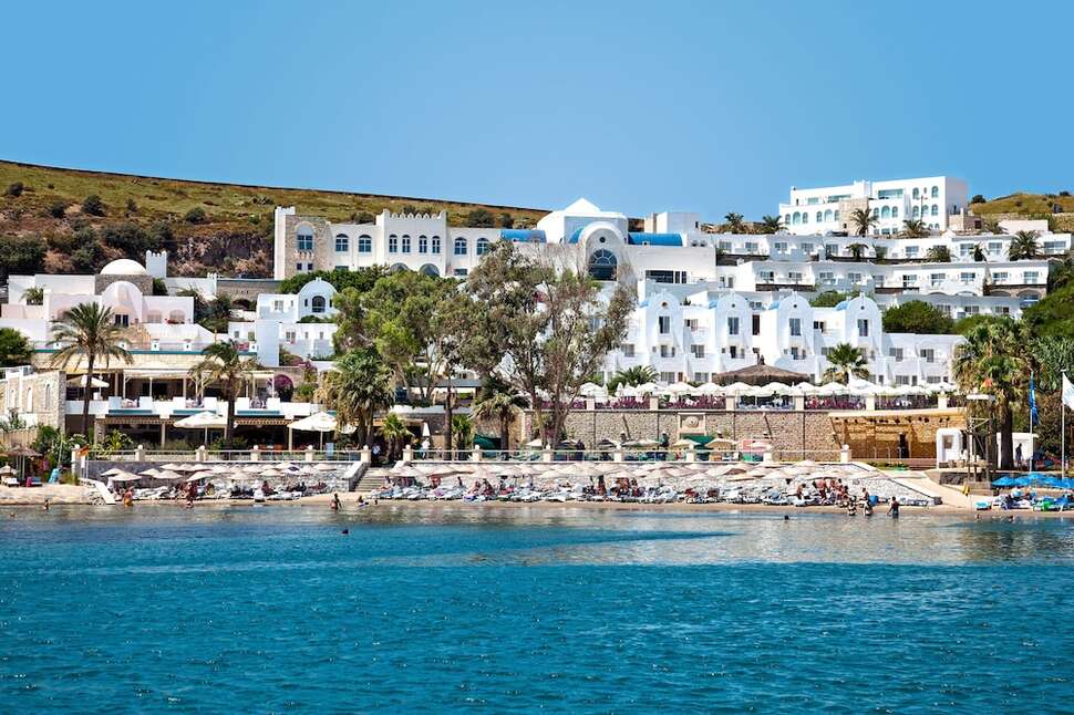 Een foto van de buitenkant van Salmakis Resort & Spa