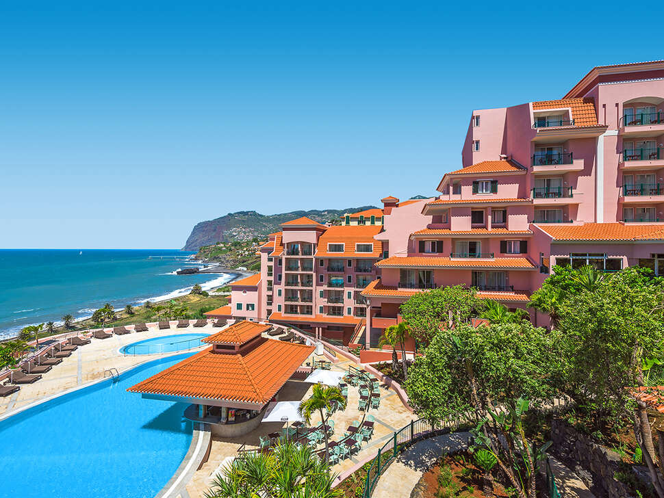 Een foto van het zwembad bij Pestana Royal All Inclusive