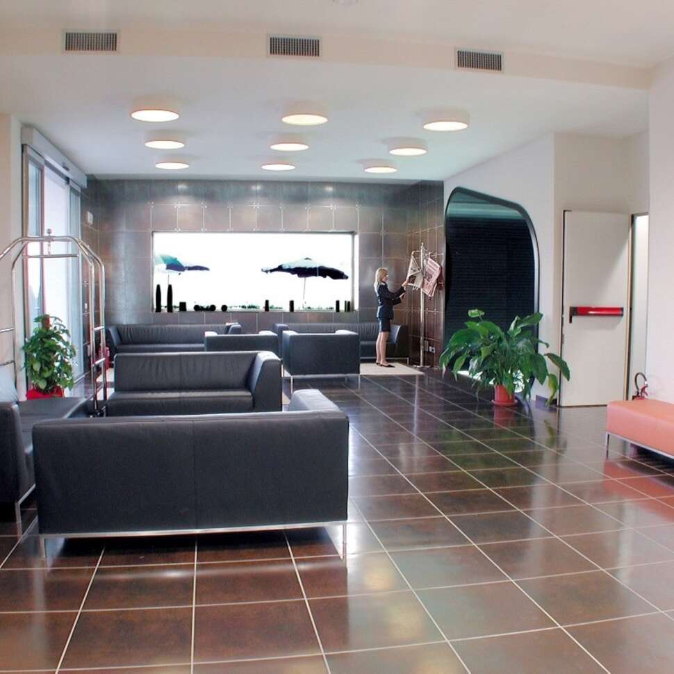 Een foto van het interieur van Hotel Admeto
