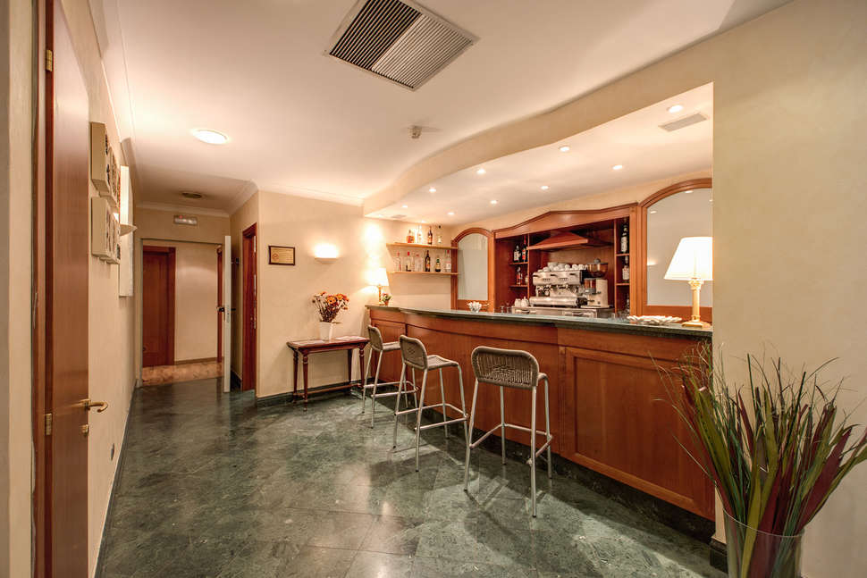 Een foto van de faciliteiten bij Romoli Hotel