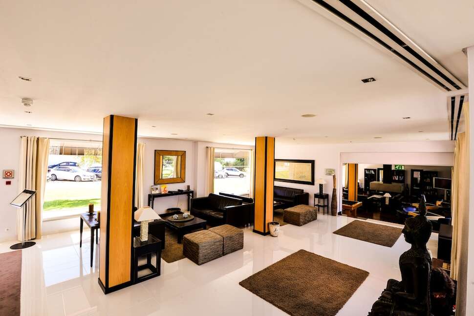 Een foto van het interieur van Vila Gale Collection Praia