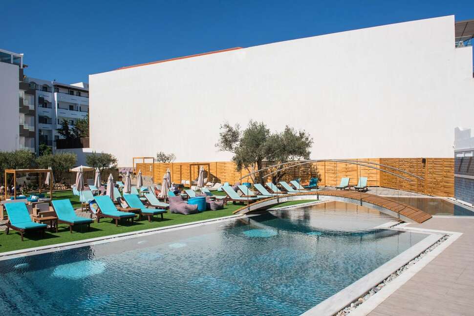 Een foto van Enorme Infinity Beach