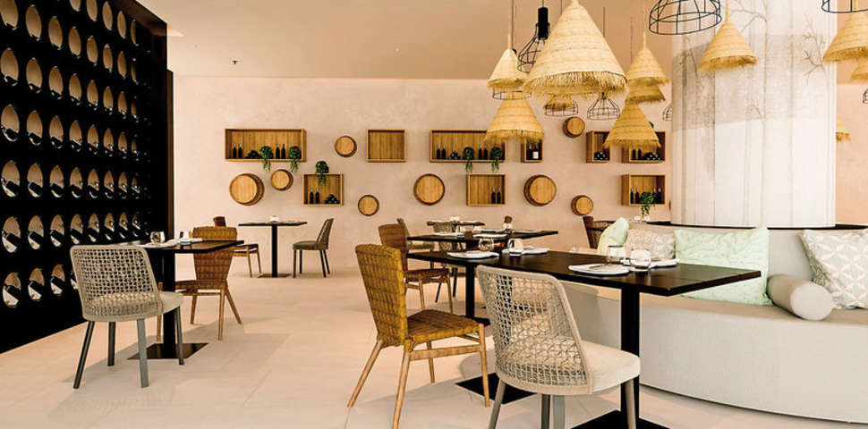 Een foto van de faciliteiten bij Faro Lopesan Collection Hotel