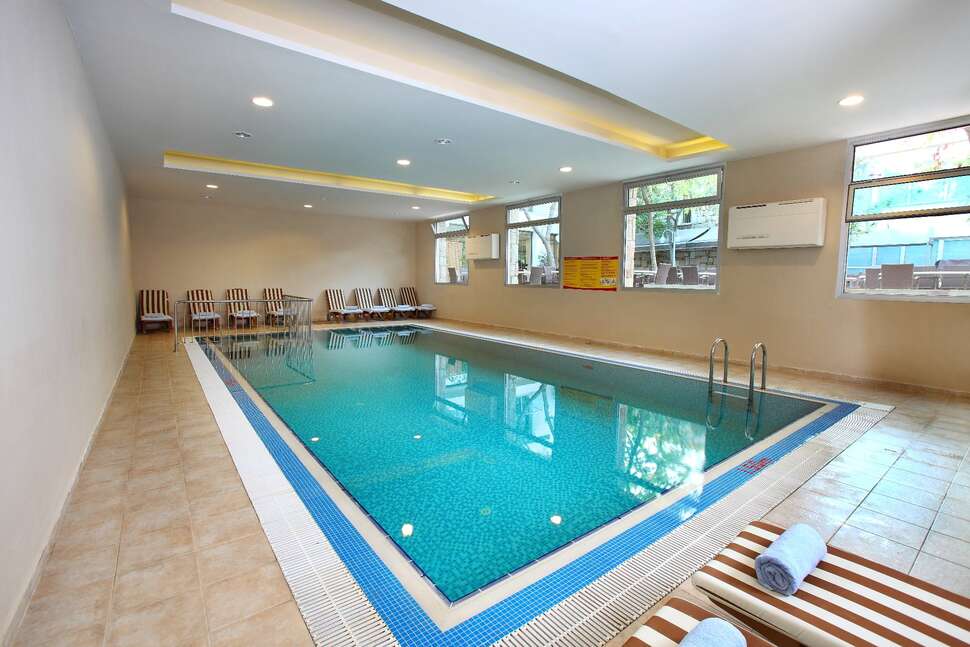 Een foto van het zwembad bij Mandarin Resort