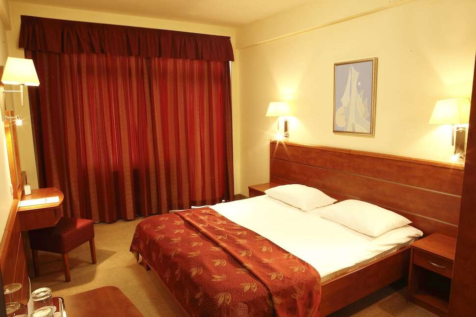 Ein Foto Hotel Benczur
