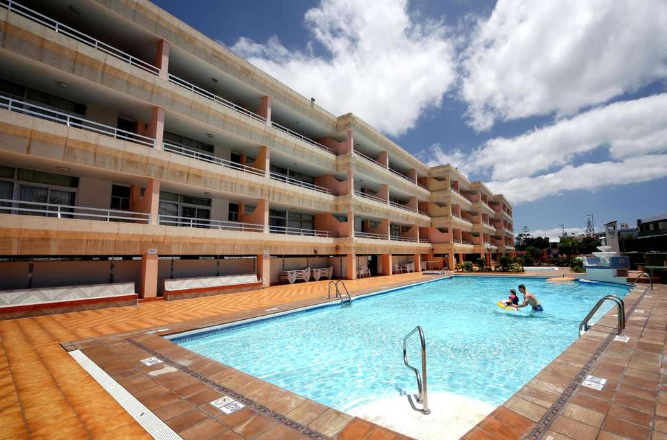 Een foto van het zwembad bij Appartementen Montemar