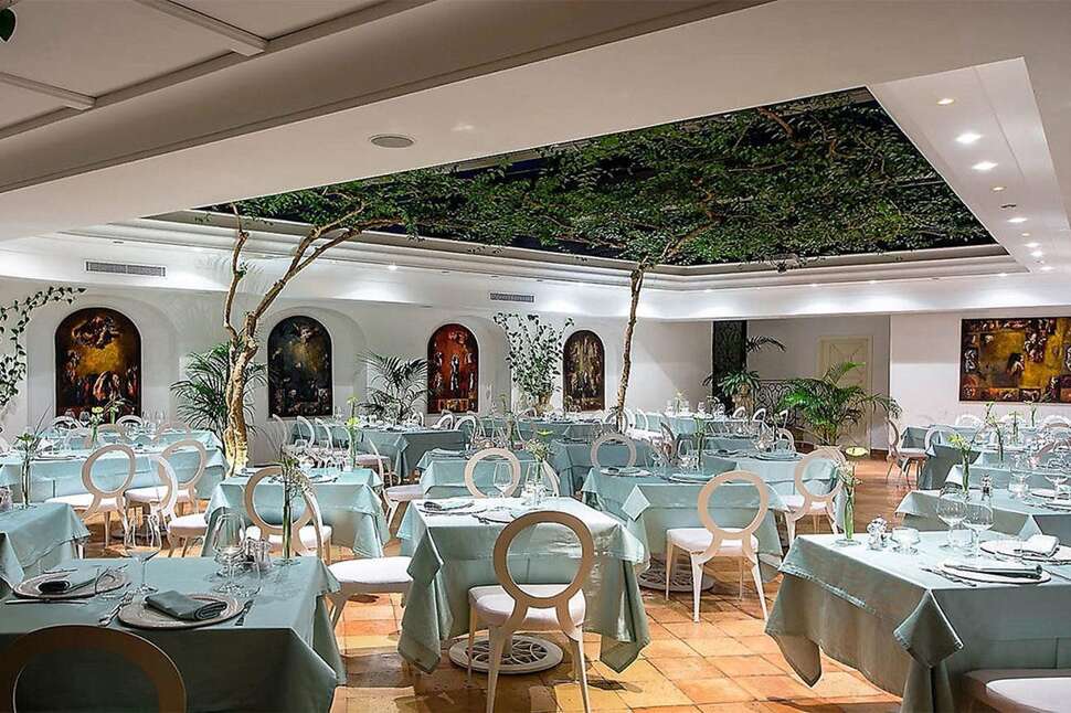 Een foto van het terras bij Hotel Villa Romana