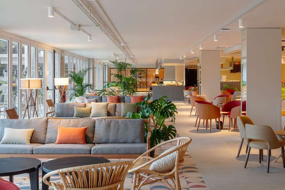 Een foto van het interieur van Atzavara Hotel & Spa