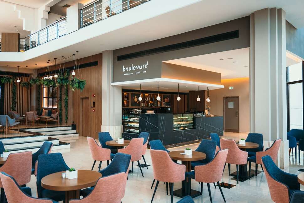 Een foto van de faciliteiten bij St. George Hotel Spa & Beach Resort