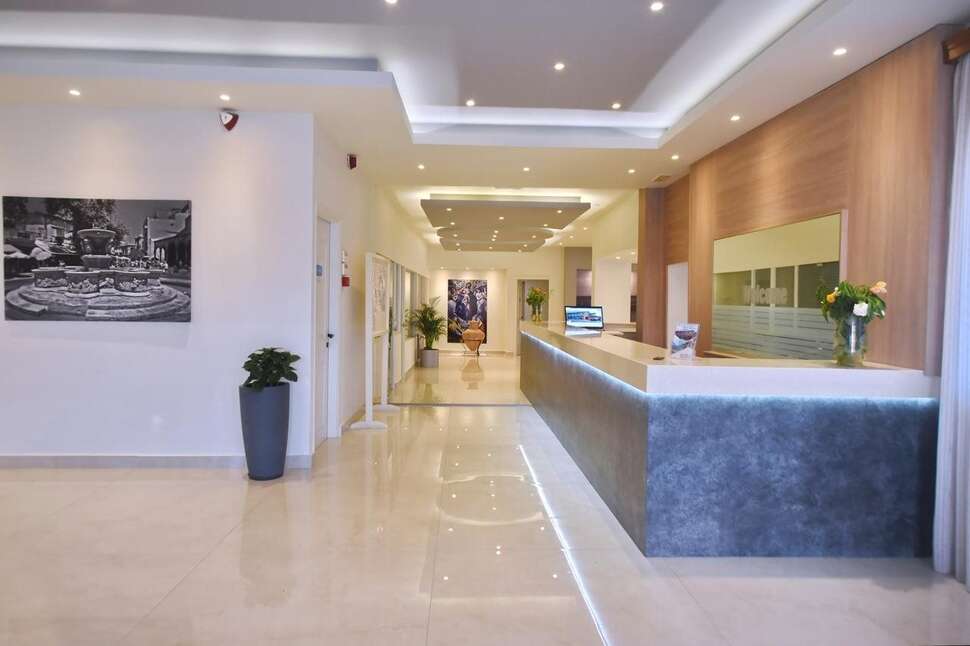 Een foto van het interieur van Hotel Kalia Beach