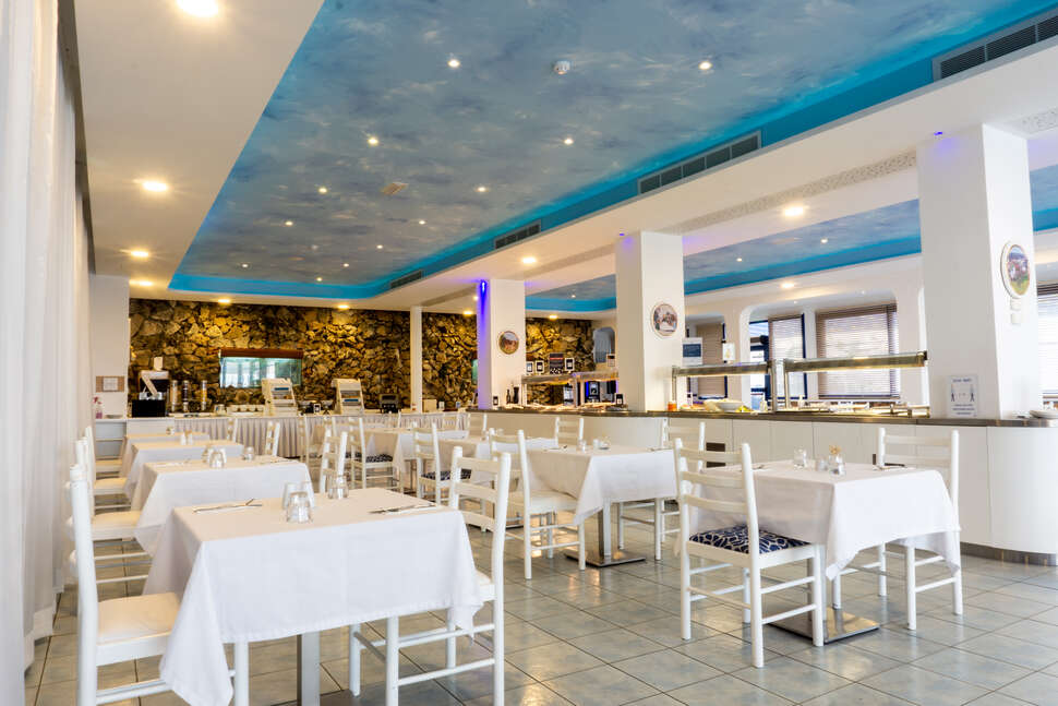 Een foto van de faciliteiten bij Anonymous Beach Hotel
